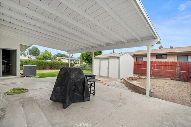 5642 Osbun Road, San Bernardino, CA 92404