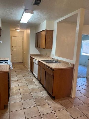 112 Verna SPUR B, Georgetown, TX 78628