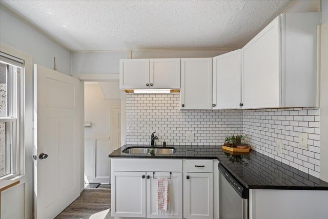 1068 Pleasant Avenue, Saint Paul, MN 55102