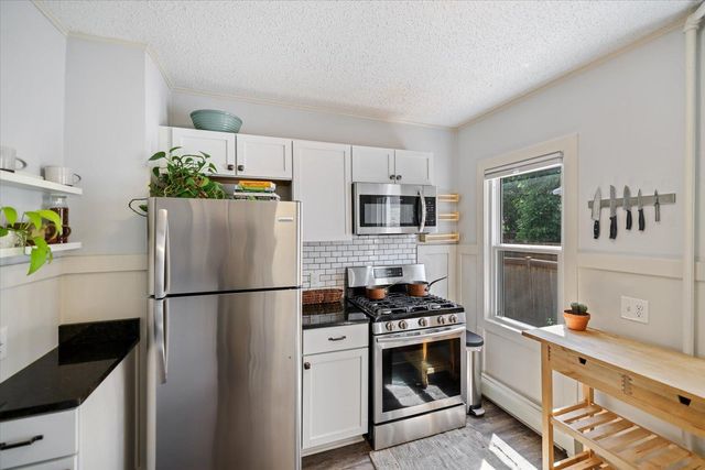 1068 Pleasant Avenue, Saint Paul, MN 55102