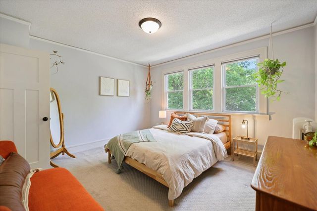 1068 Pleasant Avenue, Saint Paul, MN 55102