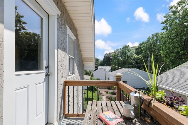 1068 Pleasant Avenue, Saint Paul, MN 55102