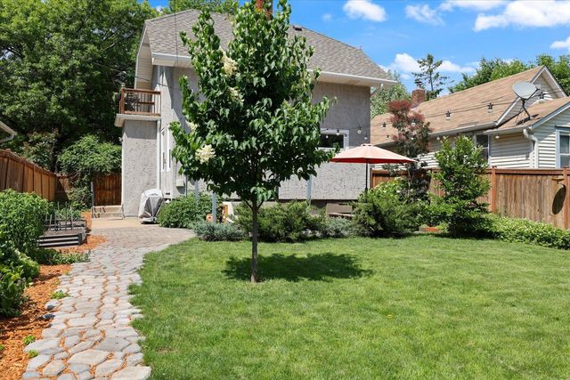 1068 Pleasant Avenue, Saint Paul, MN 55102