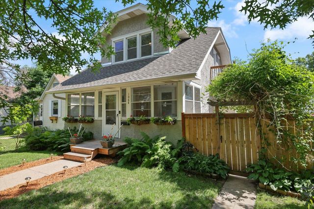 1068 Pleasant Avenue, Saint Paul, MN 55102
