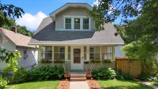1068 Pleasant Avenue, Saint Paul, MN 55102