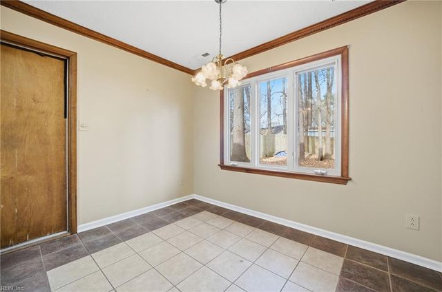 1547 Hummingbird LN, Virginia Beach, VA 23454