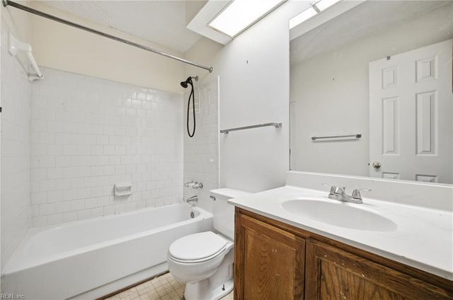 1547 Hummingbird LN, Virginia Beach, VA 23454