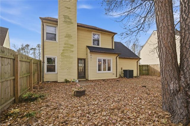 1547 Hummingbird LN, Virginia Beach, VA 23454