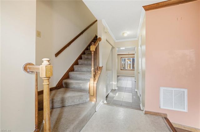 1547 Hummingbird LN, Virginia Beach, VA 23454