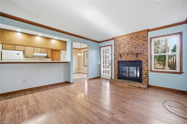 1547 Hummingbird LN, Virginia Beach, VA 23454