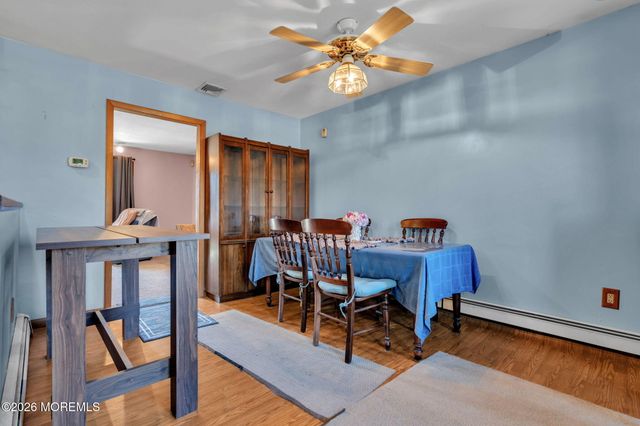 1910 Birchbark Place, Toms River, NJ 08753