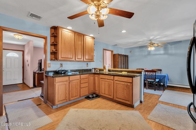 1910 Birchbark Place, Toms River, NJ 08753