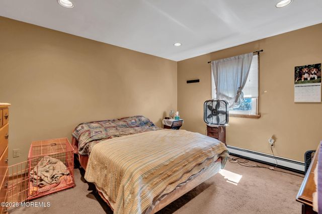 1910 Birchbark Place, Toms River, NJ 08753