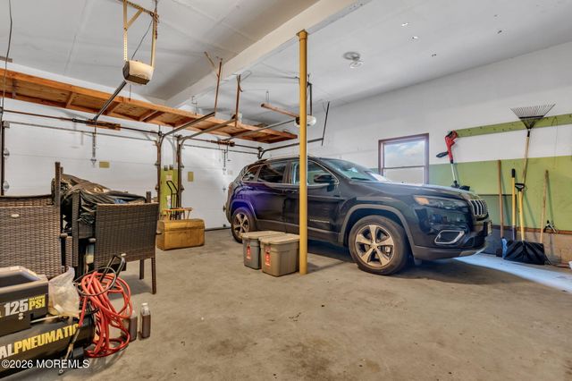 1910 Birchbark Place, Toms River, NJ 08753