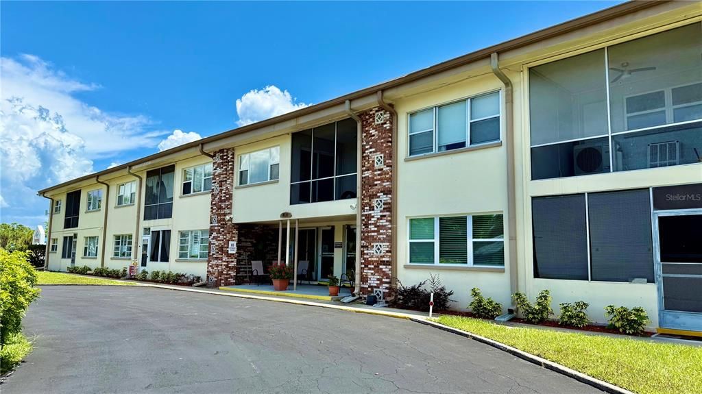 416 73RD AVENUE N 206, St Petersburg, FL 33702