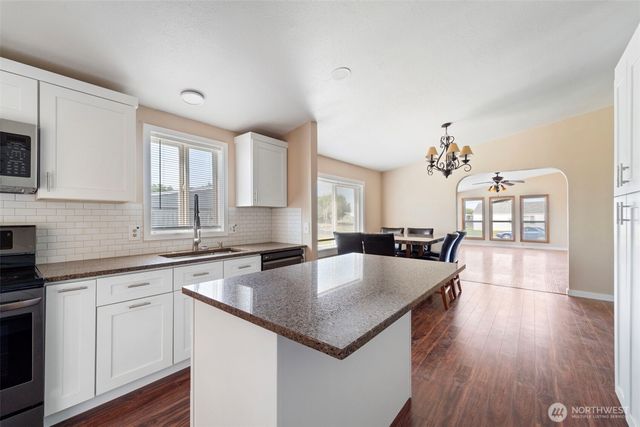 1303 Craig Street W, Moses Lake, WA 98837