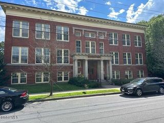 112 Spring Street 304, Saratoga Springs, Inside, NY 12866