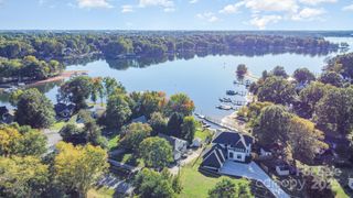 20845 Lagoona Drive, Cornelius, NC 28031