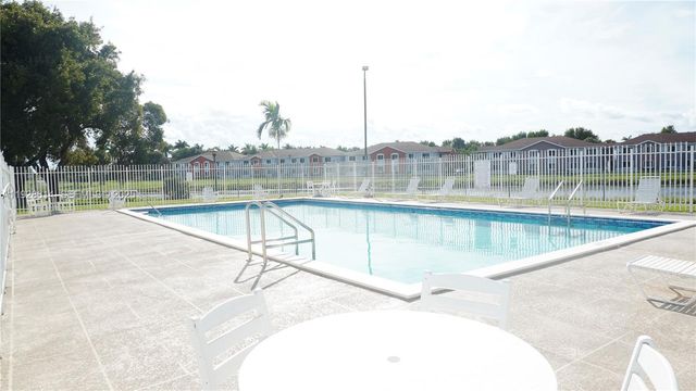 10370 SW 220th St 227, Cutler Bay, FL 33190