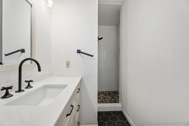 1613 Harned Drive, Bartlesville, OK 74006