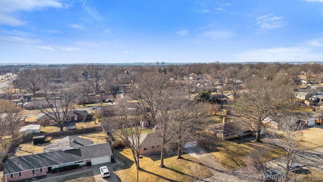 1613 Harned Drive, Bartlesville, OK 74006
