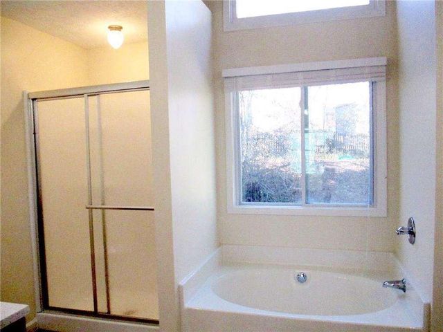 3040 Oak Meadow Drive, Snellville, GA 30078