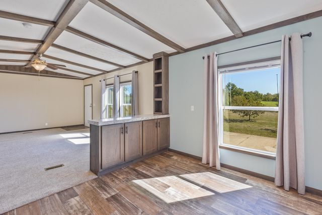 1735 Richmond Road, Lancaster, KY 40444