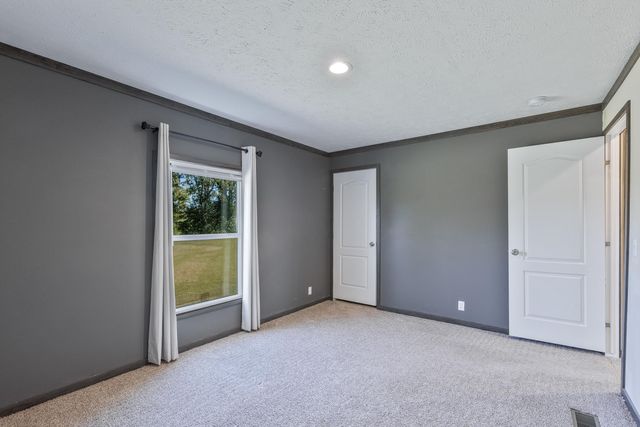 1735 Richmond Road, Lancaster, KY 40444
