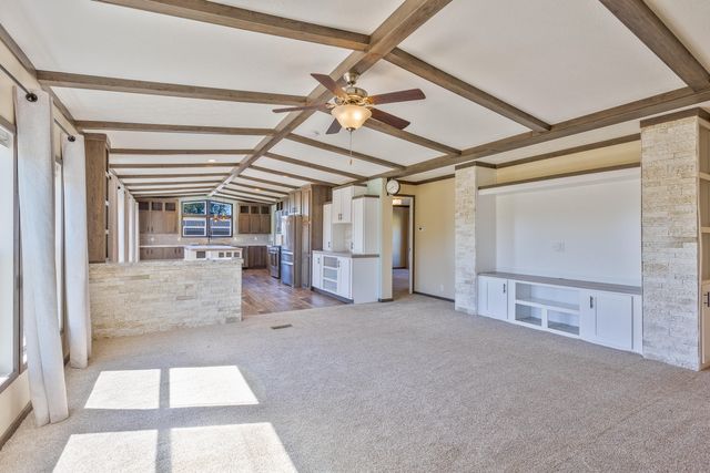 1735 Richmond Road, Lancaster, KY 40444