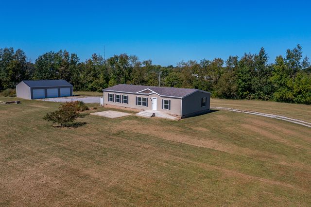 1735 Richmond Road, Lancaster, KY 40444