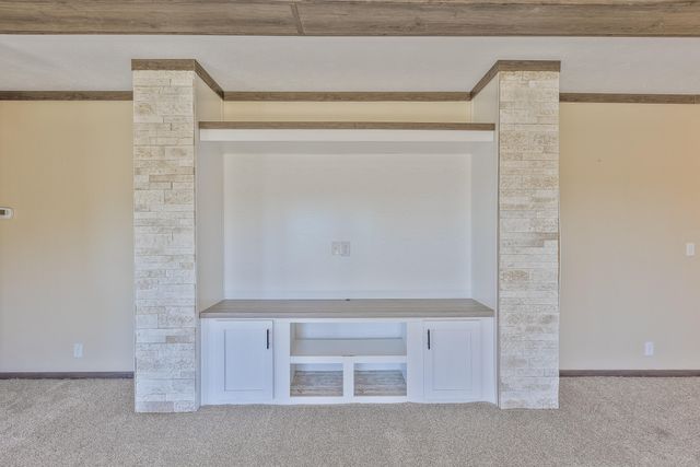 1735 Richmond Road, Lancaster, KY 40444