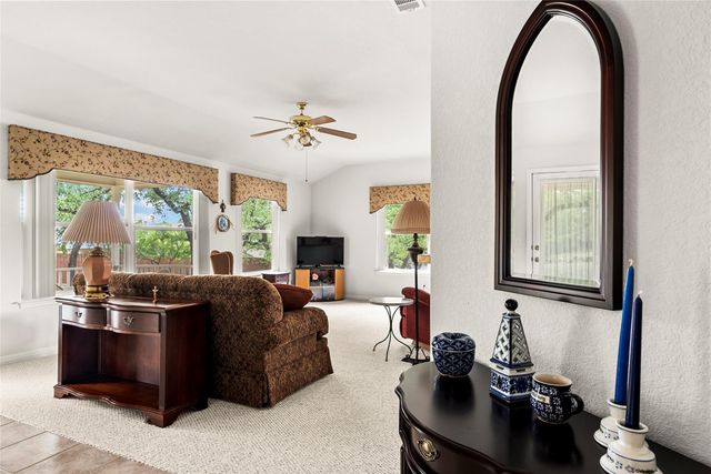 2601 Warren CV, Lago Vista, TX 78645