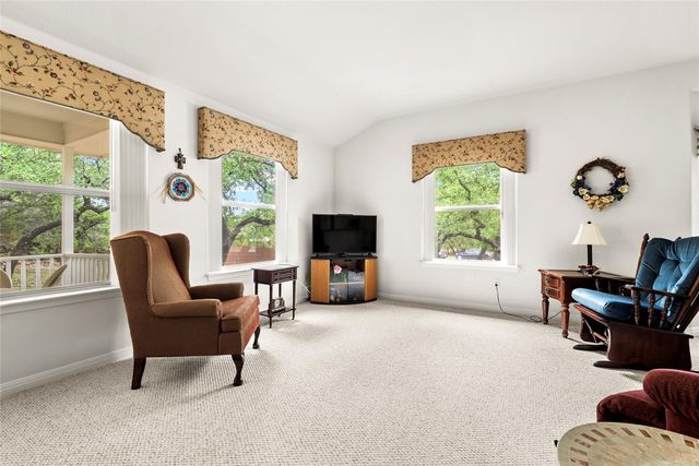 2601 Warren CV, Lago Vista, TX 78645