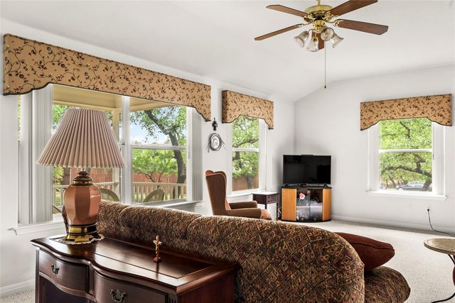 2601 Warren CV, Lago Vista, TX 78645