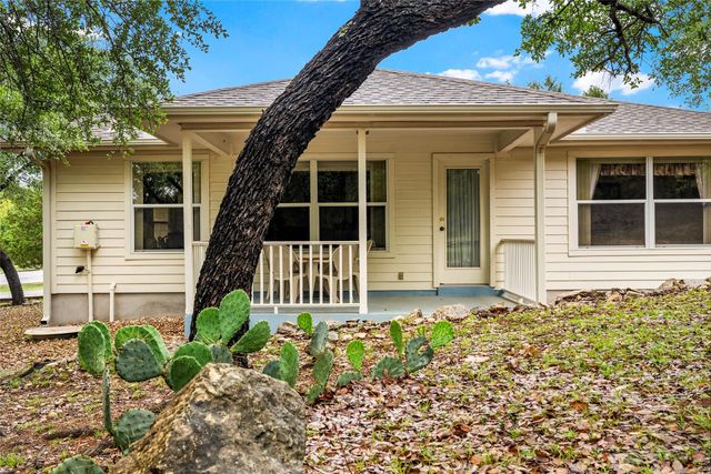 2601 Warren CV, Lago Vista, TX 78645