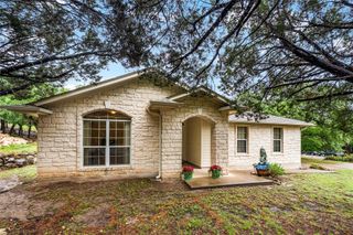 2601 Warren CV, Lago Vista, TX 78645