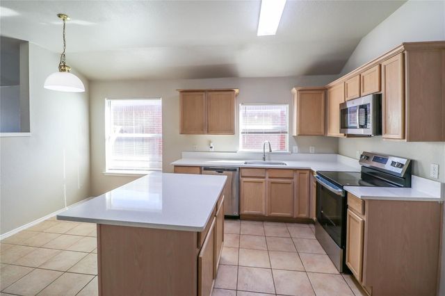 8224 Storm Chaser Drive, Fort Worth, TX 76131