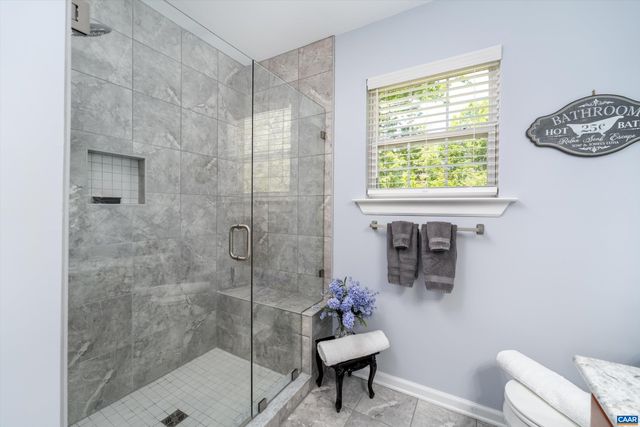 100 CAMPBELL RD, Keswick, VA 22947