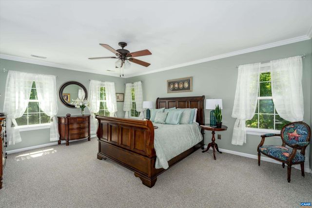 100 CAMPBELL RD, Keswick, VA 22947