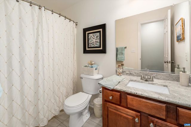 100 CAMPBELL RD, Keswick, VA 22947