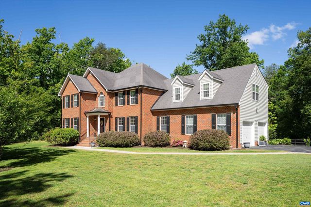 100 CAMPBELL RD, Keswick, VA 22947