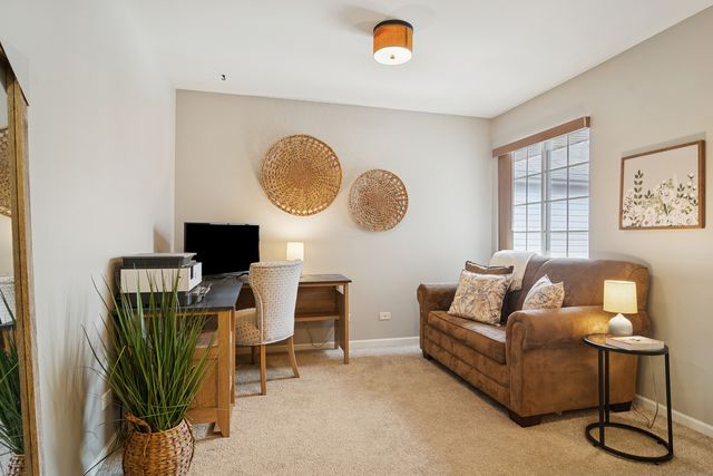 1506 N Saint Marks Place, Palatine, IL 60067