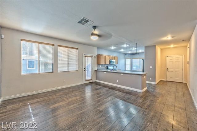 9501 Wooded Heights Avenue, Las Vegas, NV 89148