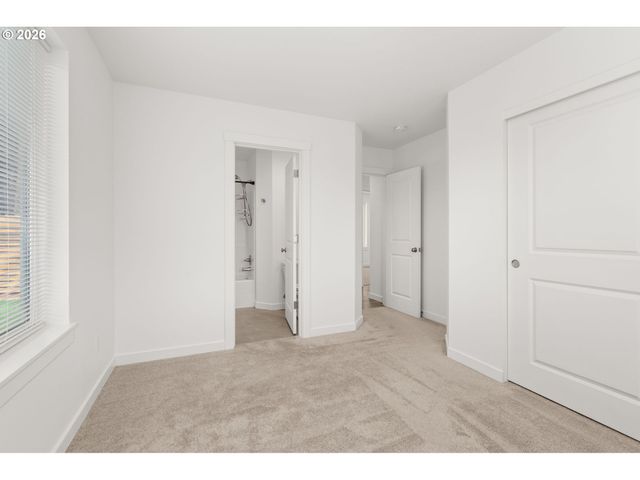 3001 ORANGE Ct, Winlock, WA 98596