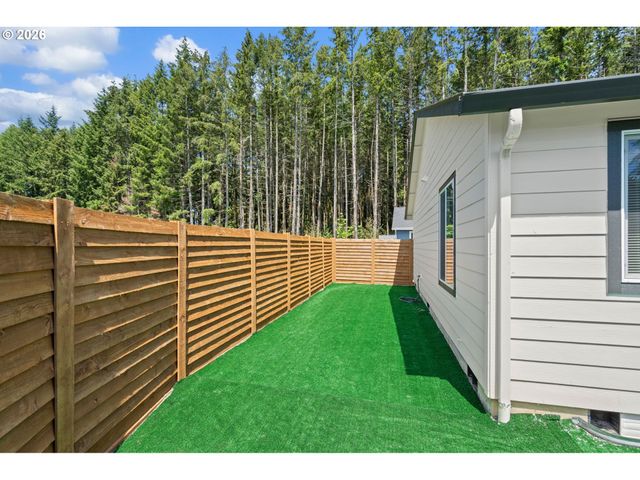 3001 ORANGE Ct, Winlock, WA 98596