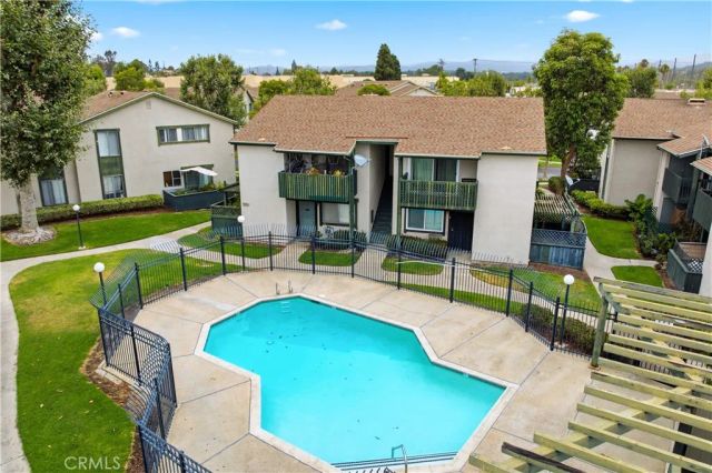 23292 Orange Avenue 6, Lake Forest, CA 92630