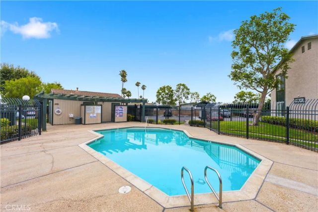 23292 Orange Avenue 6, Lake Forest, CA 92630