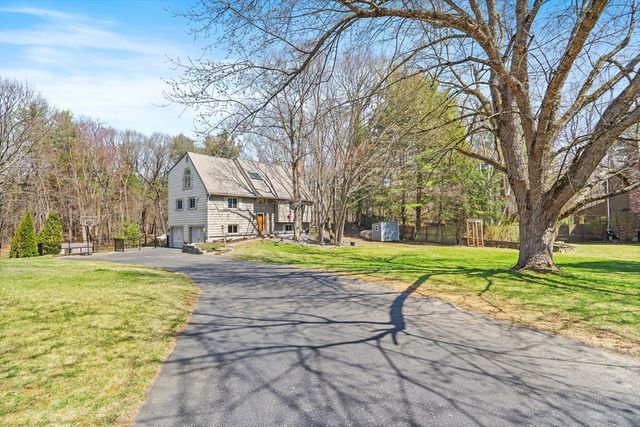 5 Quail Hollow, Westborough, MA 01581