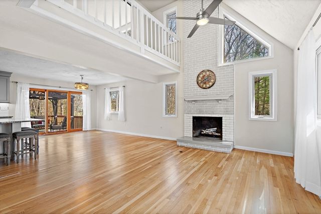 5 Quail Hollow, Westborough, MA 01581