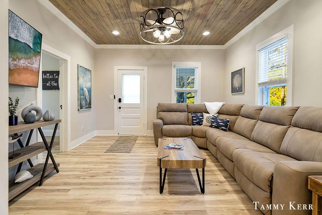 445 S Maple Street, Saugatuck, MI 49453